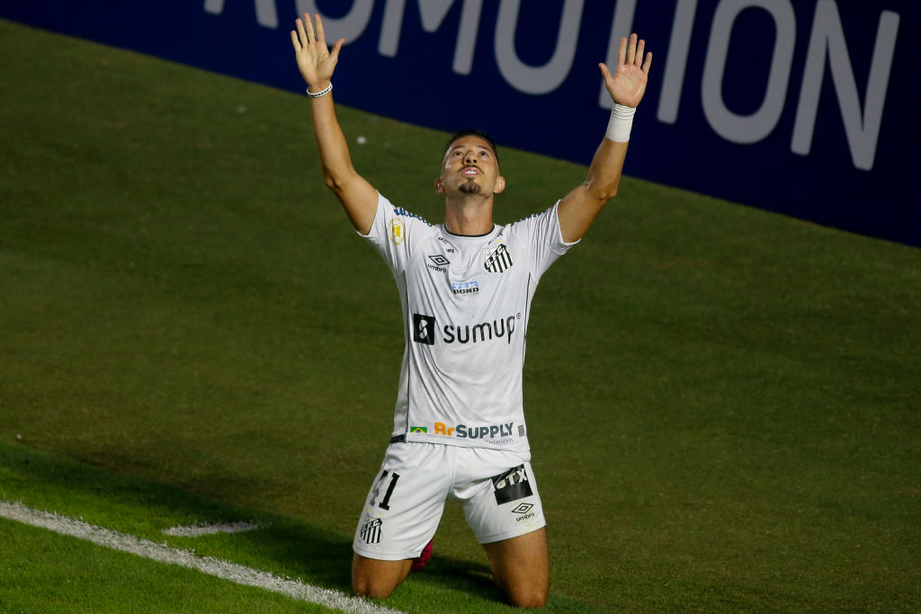 Santos: Time da MLS inicia negociações por Jean Mota - GettyImages