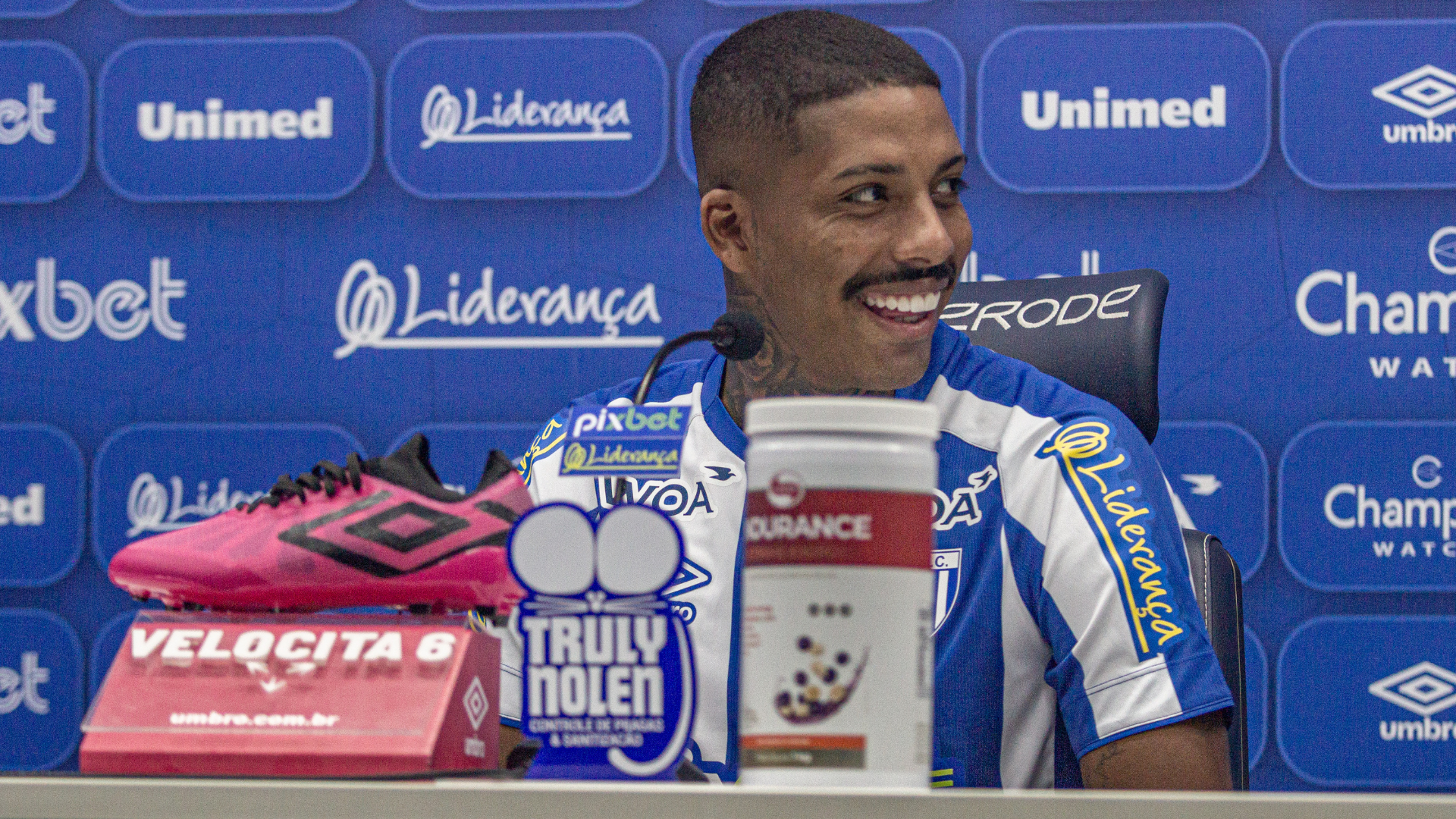 Jean Pyerre é apresentado no Avaí - Leandro Boeira/Avaí FC/Flickr