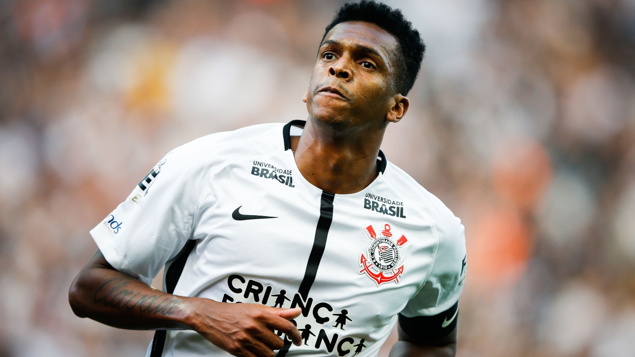 Jô, jogador do Corinthians - GettyImages