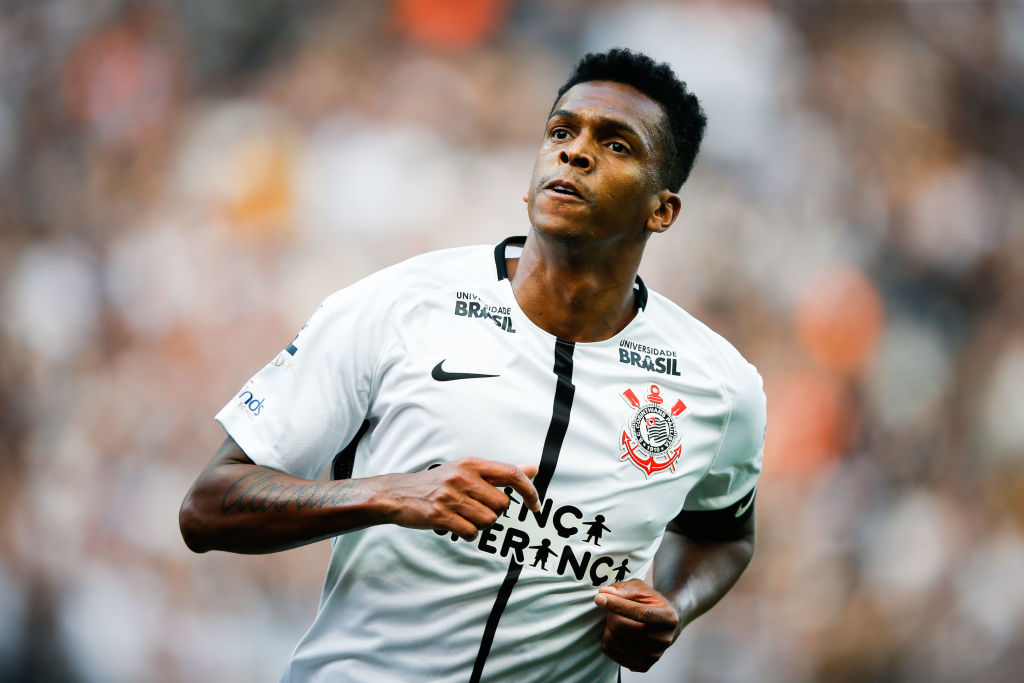 Corinthians anuncia contratação de Jô até 2023 - GettyImages