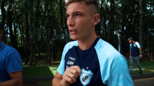 Londrina dispensa Juninho Manella quatro meses após contratar youtuber - Transmissão YouTube