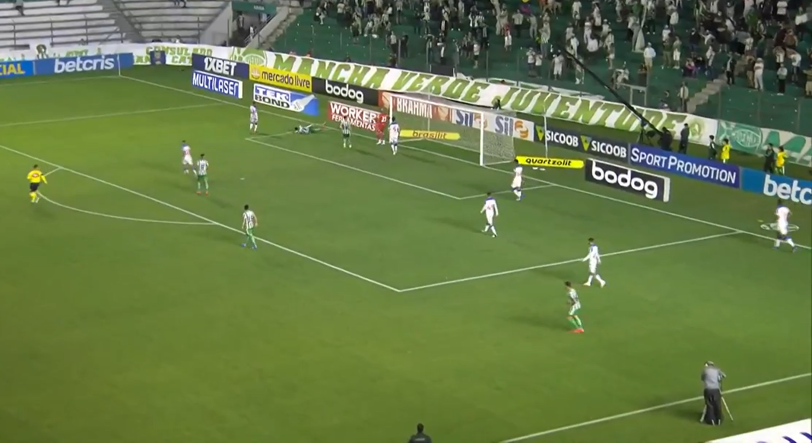 Juventude e Bahia se enfrentaram no Campeonato Brasileiro - Transmissão Premiere - 30/10/2021