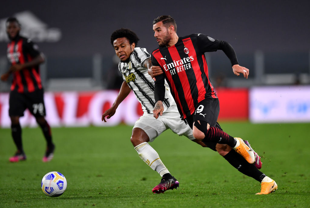 Juventus e Milan duelaram no Campeonato Italiano - GettyImages