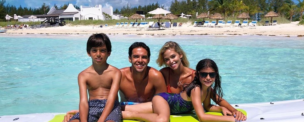Kaká, Carol Dias e filhos - Reprodução/Instagram