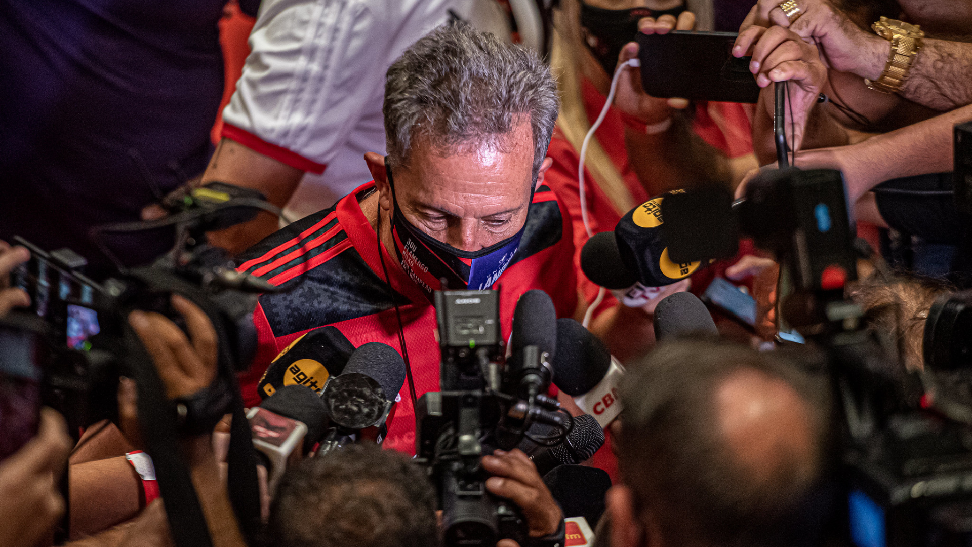 Landim sai em defesa da esposa após ataques contra nordestinos - Paula Reis / Flamengo / Flickr