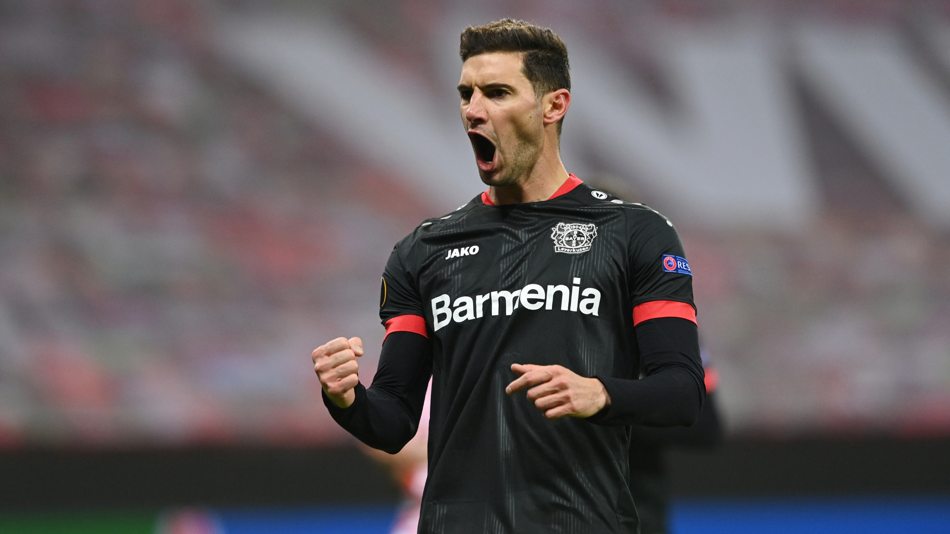 Bayer barra negociação entre Palmeiras e Alario - Getty Images