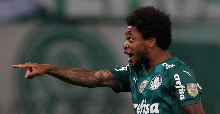 Luiz Adriano recebe advertência - Flickr - Cesar Greco/Palmeiras