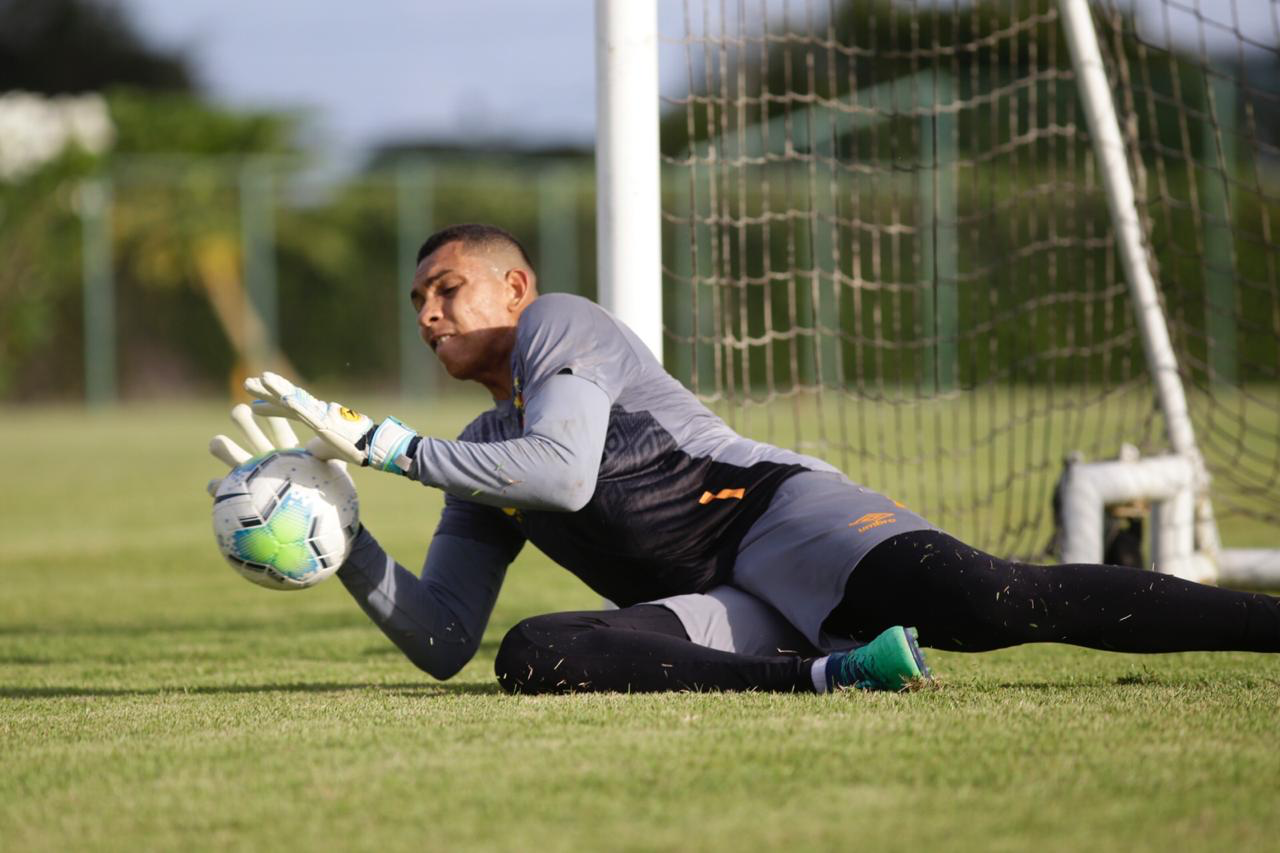 Mailson em ação pelo Sport - C2 Sports
