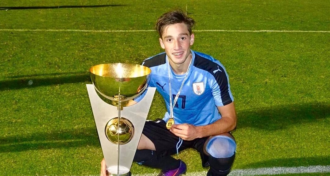 Lateral foi revelado pelo Nacional, do Uruguai - GettyImages
