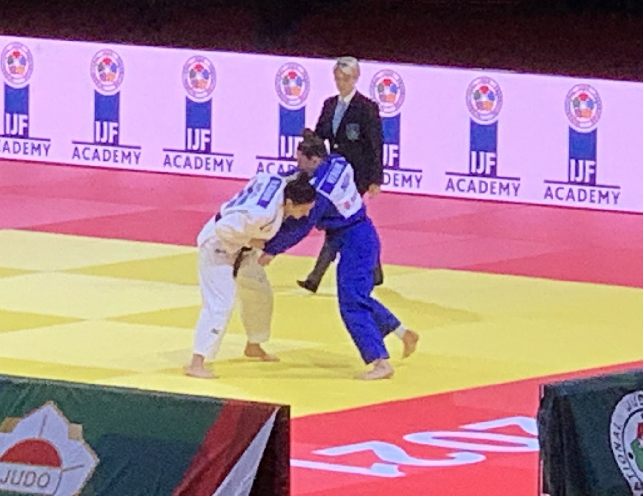 Mayra Aguiar é eliminada na segunda rodada do Mundial de Judô - Twitter