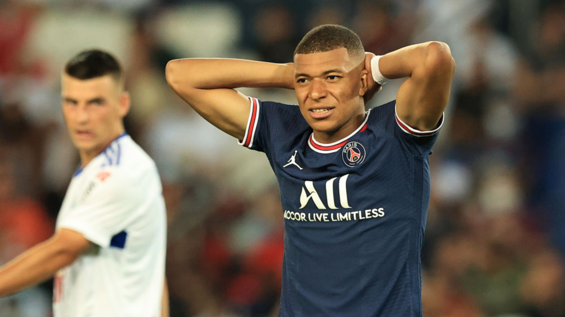 Mbappé não sabe se fica no PSG - GettyImages