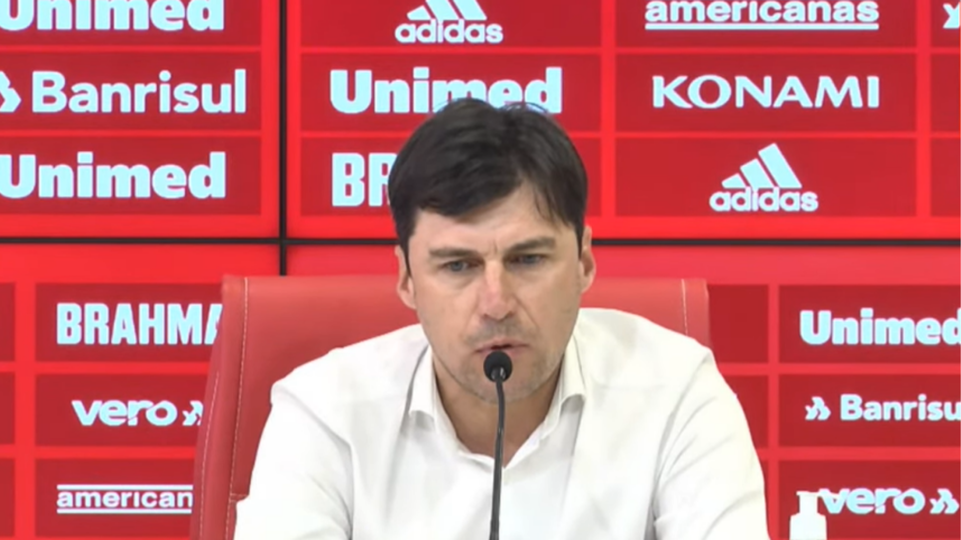 Internacional: Medina diz que empate com o Atlético-MG seria justo - Transmissão/ YouTube