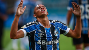 Vanderson, agora do Mônaco, era um dos grandes nomes do atual elenco do Grêmio - Lucas Uebel / Grêmio