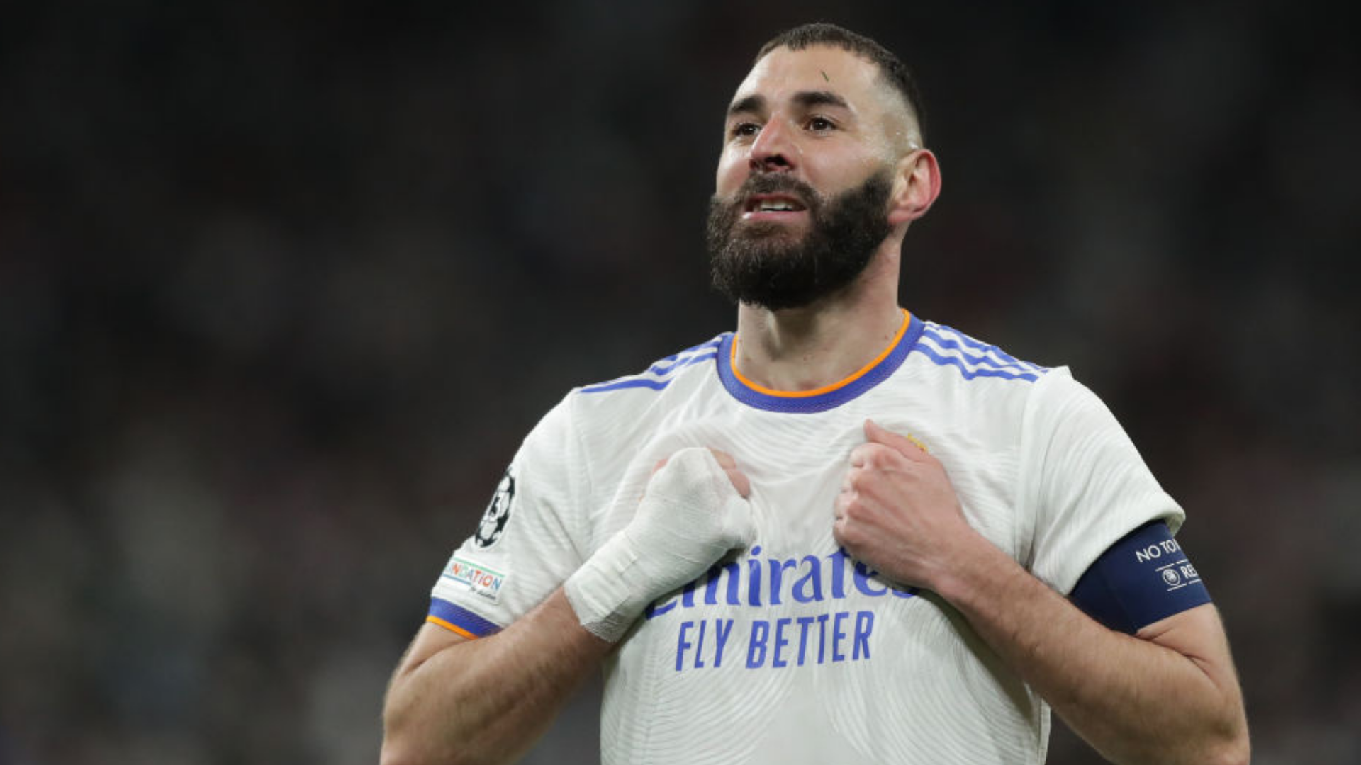 Karim Benzema é o nome da vez no mundo do futebol e todos aplaudiram a grande atuação do francês pelo PSG - GettyImages