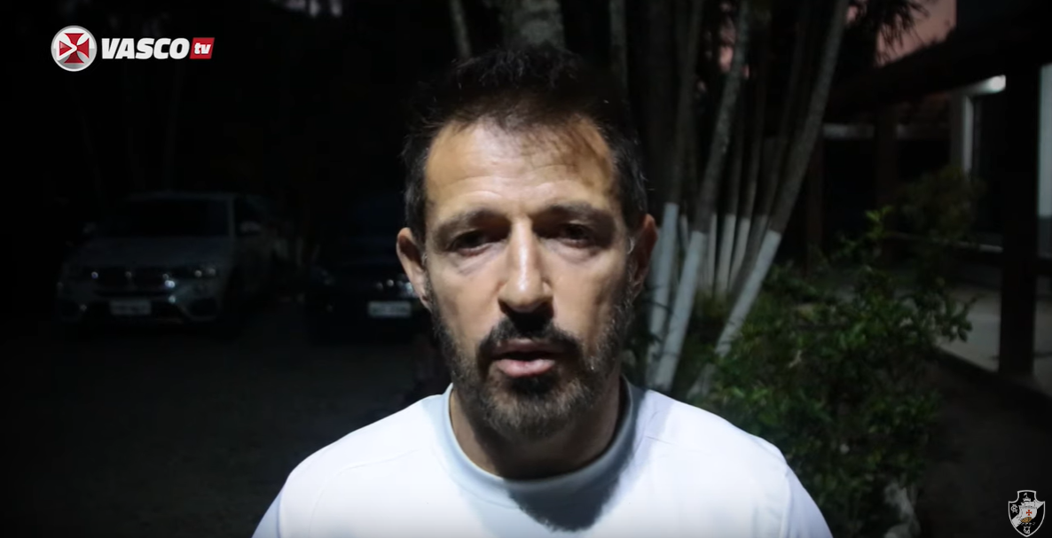 Ex-jogador ganhou a oportunidade e não escondeu o quanto está feliz e motivado - Transmissão Vasco TV