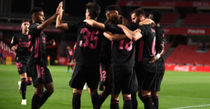 Real Madrid goleia Granada e segue vivo na busca pelo título da La Liga - Getty Images