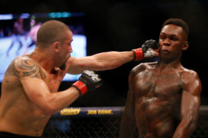 Robert Whittaker já foi derrotado por Adesanya no UFC - GettyImages