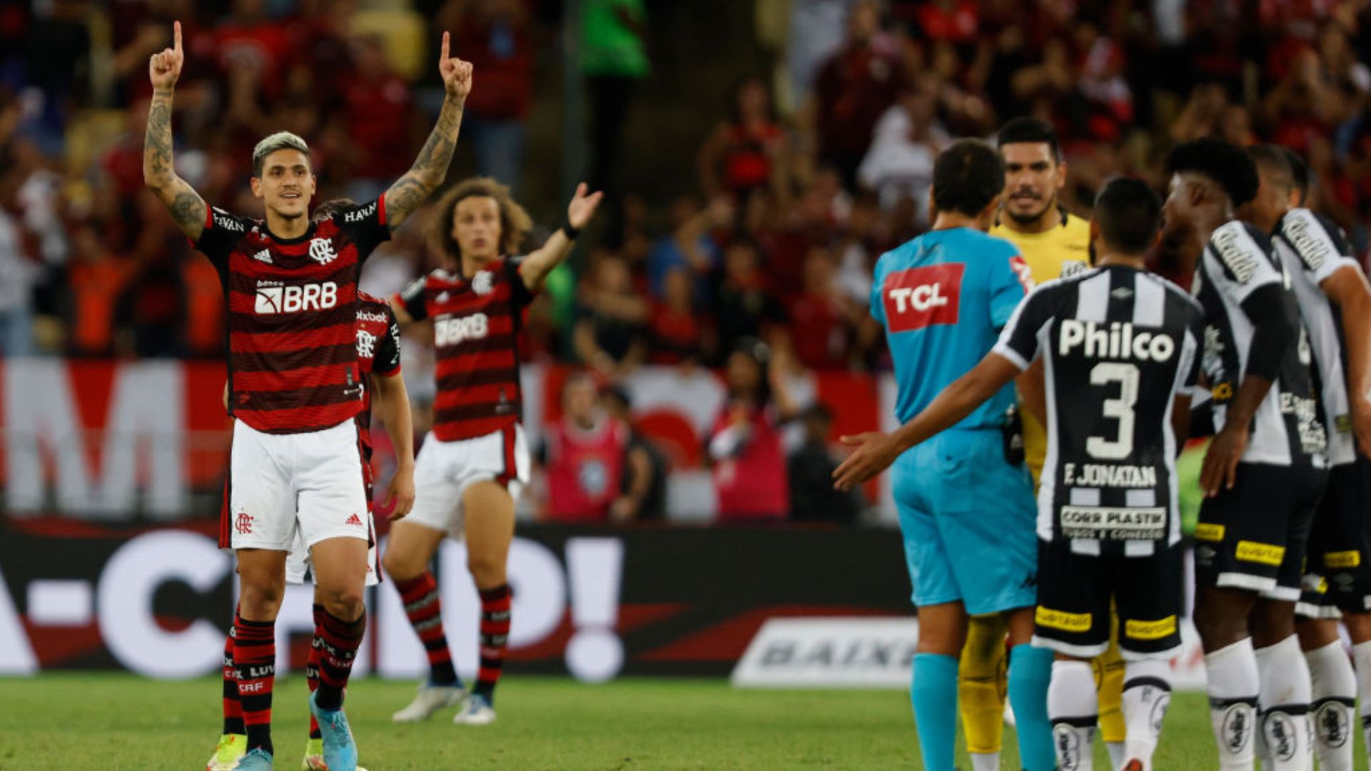 O Santos saiu revoltado com a CBF na arbitragem do jogo contra o Flamengo - GettyImages