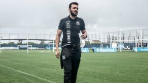 Santos, Edu Dracena e Fabián Bustos estão fazendo um grande início de trabalho no Brasileirão - Ivan Storti/Santos FC