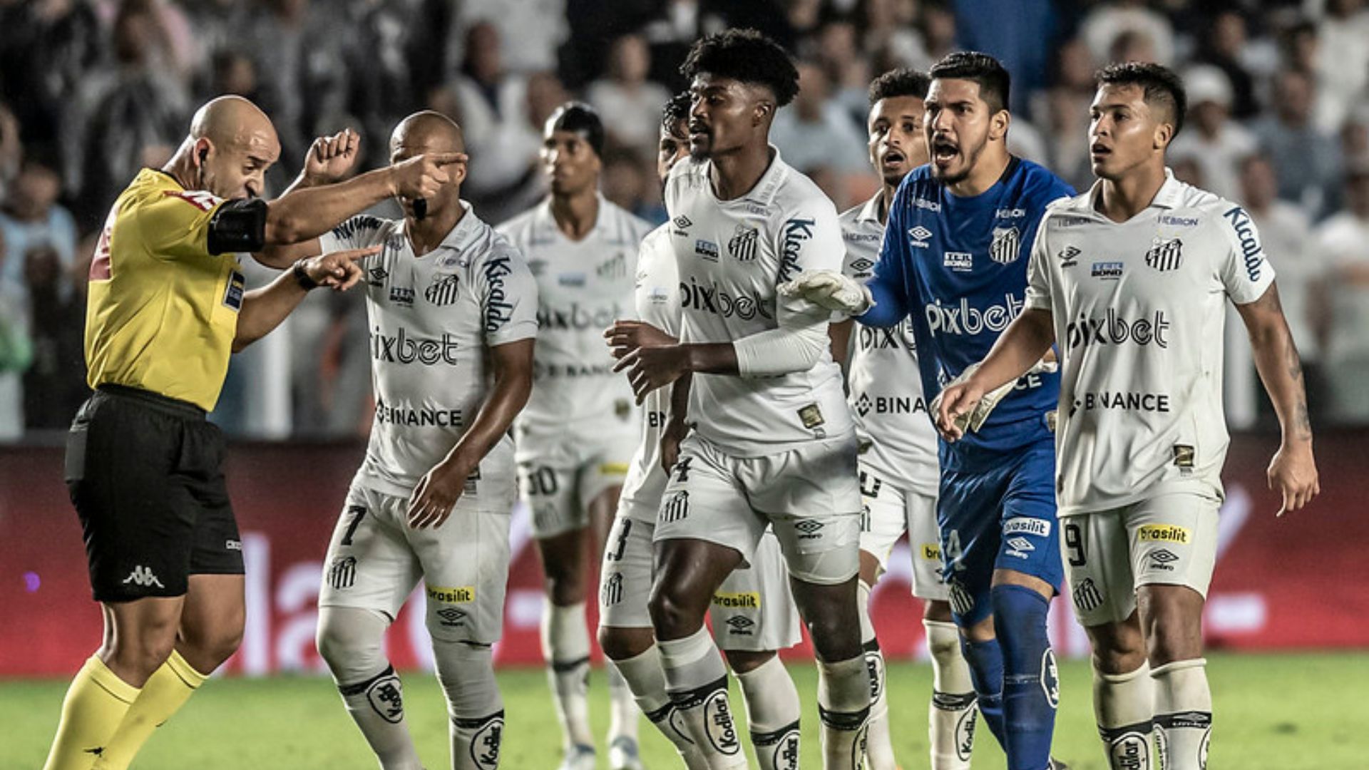 Jogadores do Santos durante a partida contra o Corinthians na Copa do Brasil - Ivan Storti/Santos FC/Flickr