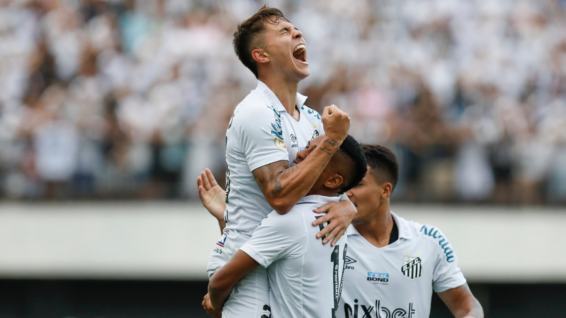 Vinícius Zanocelo é um dos grandes nomes do Santos neste começo de Brasileirão - GettyImages