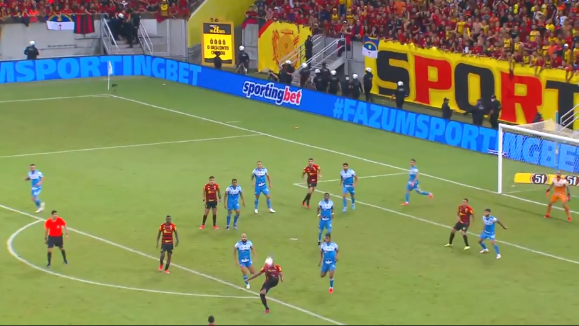 Sport e Fortaleza em campo no primeiro jogo da final da Copa do Nordeste - Transmissão Premiere
