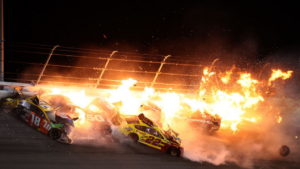 Acidente durante prova da Nascar acaba sem feridos - GettyImages