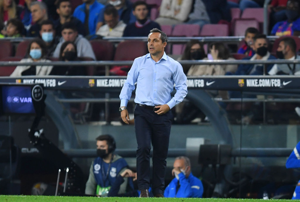 Técnico do Barcelona revela conversa com Coutinho: “Esperamos reencontrar o jogador do Liverpool” - GettyImages