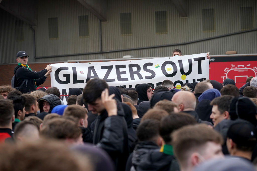 Manchester United e Liverpool duelam na Premier League - GettyImages