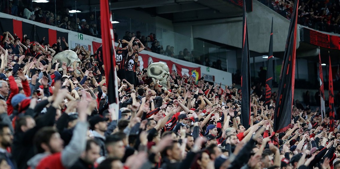 Torcedores se unem para xingar o Vasco - GettyImages