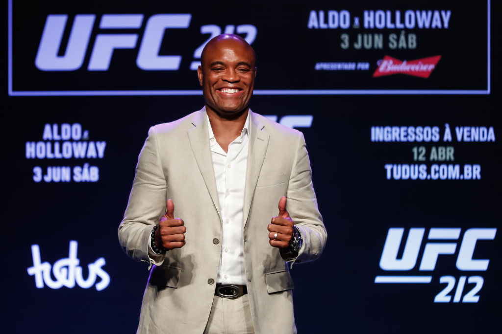 Após deixar o UFC, Anderson Silva volta aos ringues em luta de boxe - GettyImages
