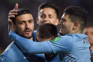 Arrascaeta marca duas vezes, e Uruguai bate Bolívia e volta a vencer nas Eliminatórias - GettyImages