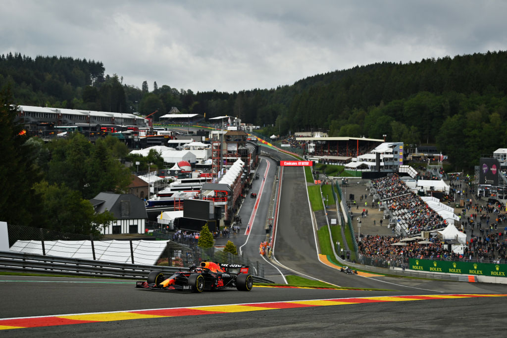 Verstappen bate no fim, mas lidera segundo treino livre do GP da Bélgica - GettyImages