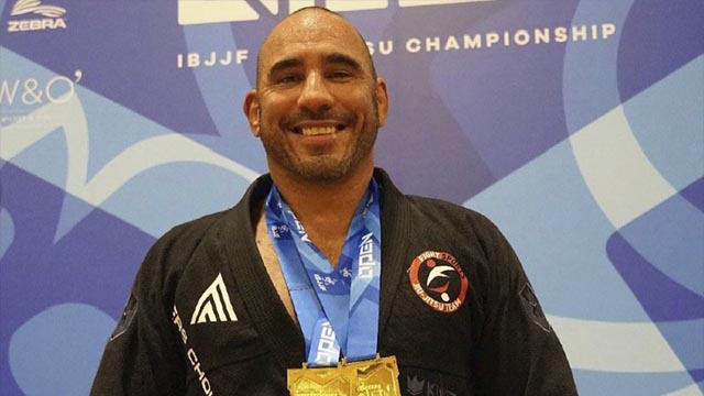 Viktor Dória enfrenta Roberto Godoi num duelo entre veteranos - Divulgação/BJJ Stars