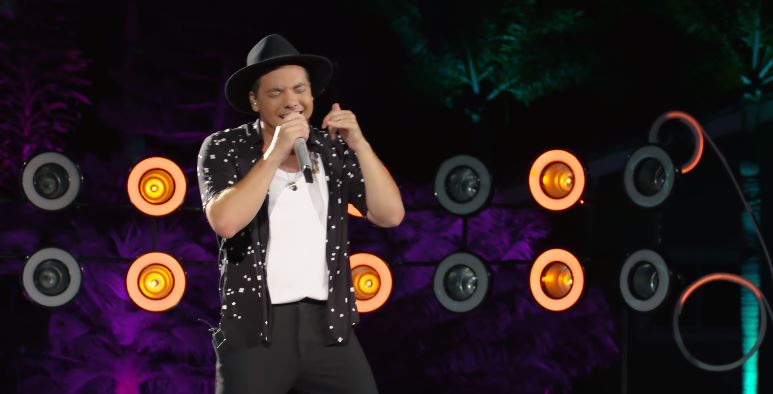 Entre doações e pedidos de músicas, jogadores marcam presença em live de Wesley Safadão - YouTube
