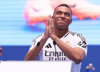 Jogadores do Real Madrid reagem à apresentação de Mbappé (Crédito: Getty Images)