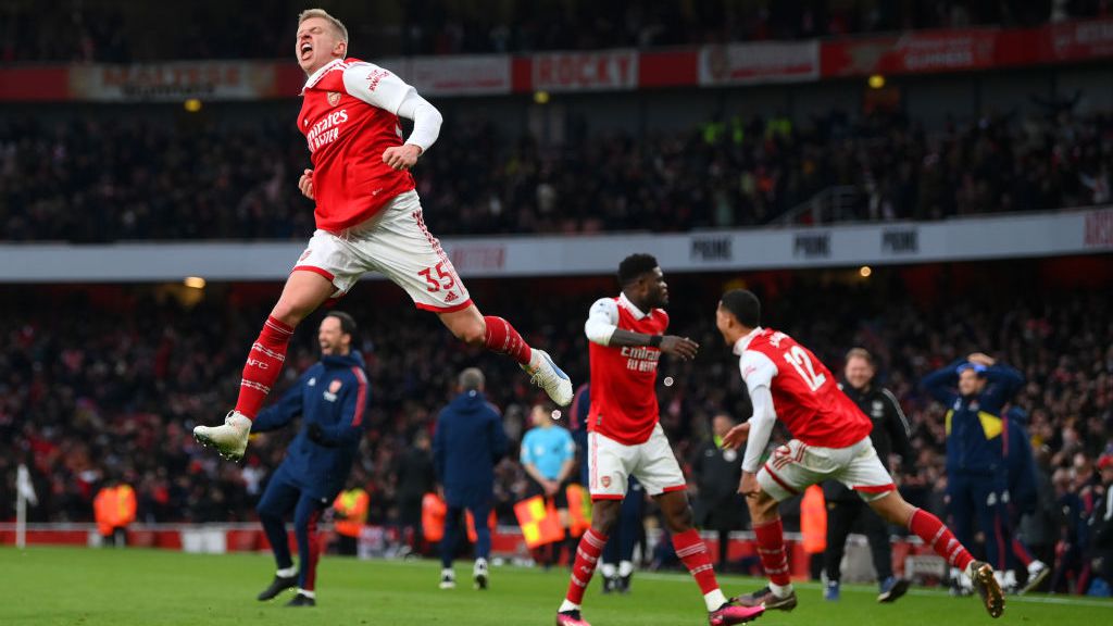 Arsenal e Manchester City estão na briga pela liderança da Premier League - GettyImages