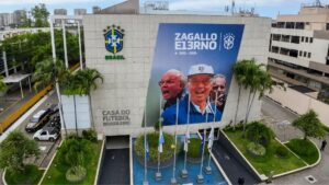 Zagallo é homenageado na fachada da CBF - Joilson Marconne/CBF