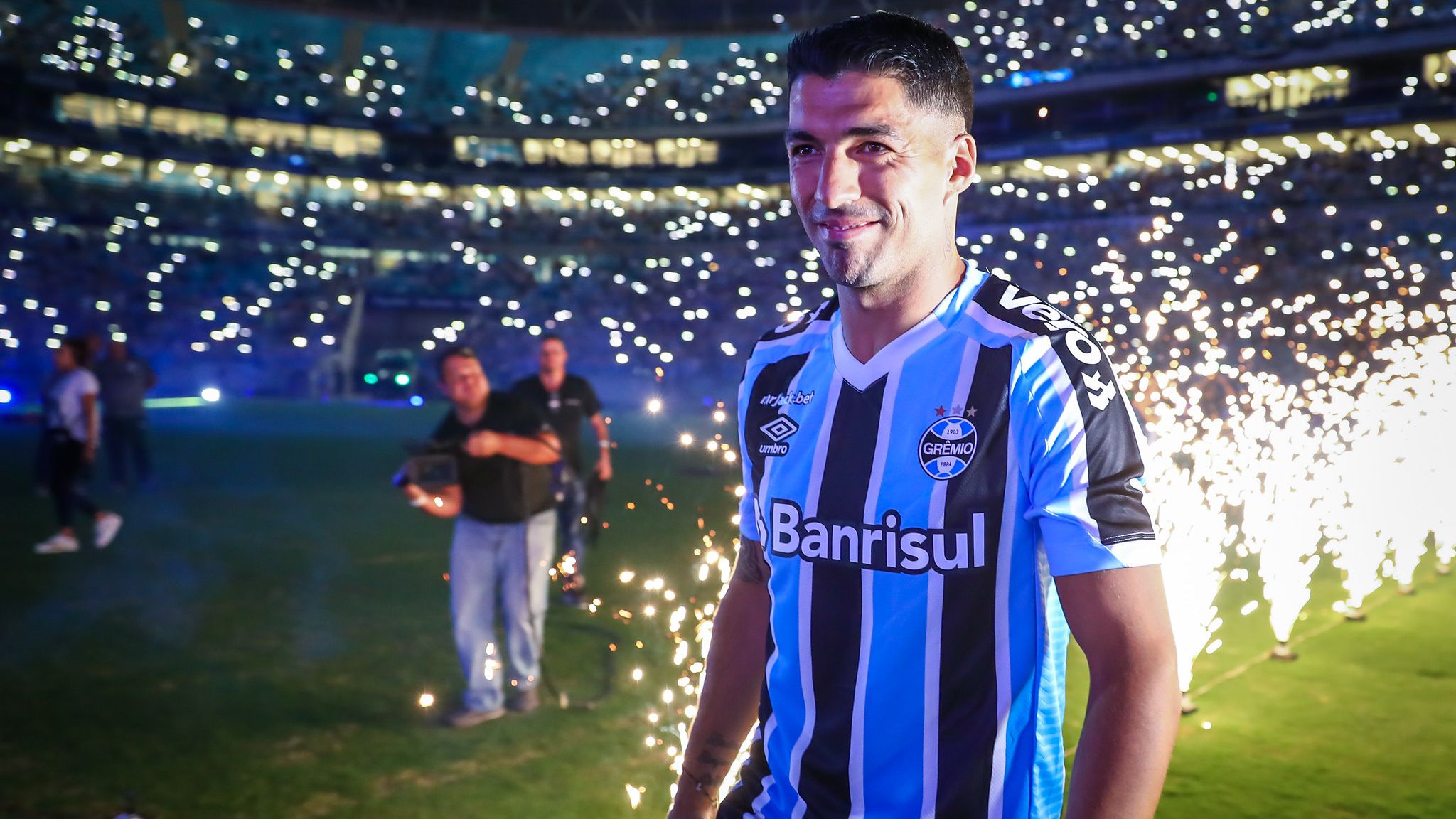 O Grêmio viu Luis Suárez falar sobre Gre-Nal e fazer algumas promessas durante sua apresentação - Lucas Uebel / Grêmio