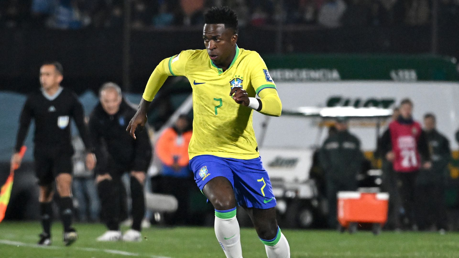Vini Jr em Uruguai x Brasil - Getty Images
