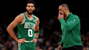 Jayson Tatum e Ime Udoka, do Boston Celtics - Getty Images