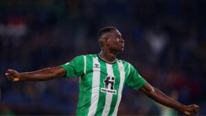 Técnico do Betis comenta interesse de brasileiros em Luiz Henrique - Getty Images