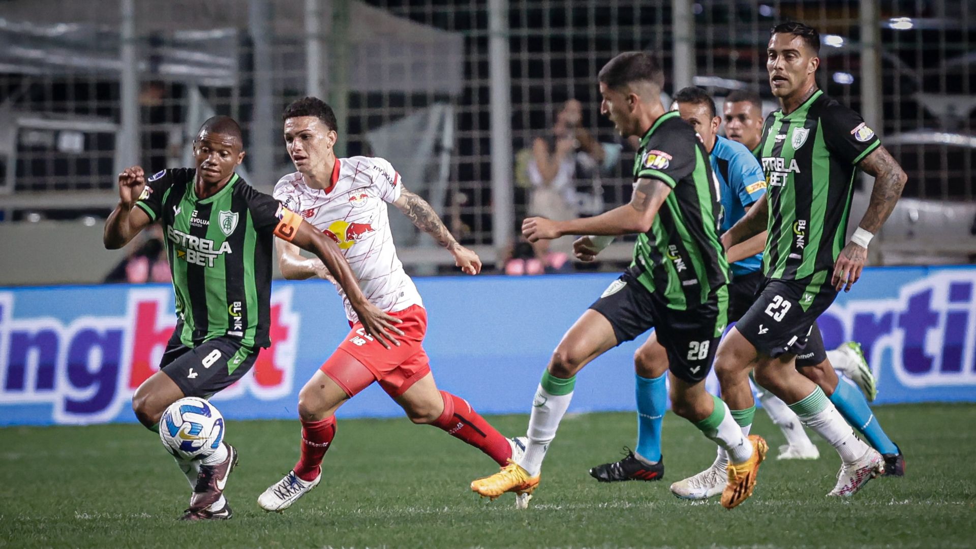 Bragantino x América-MG: onde assistir ao vivo ao jogo da Sul-Americana - Mourão Panda/ América-MG