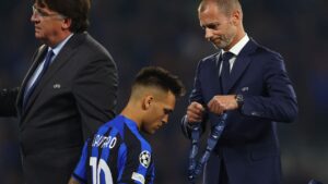 Jornal italiano repercute briga entre jogadores da Inter de Milão - Reuters/ MOLLY DARLINGTON