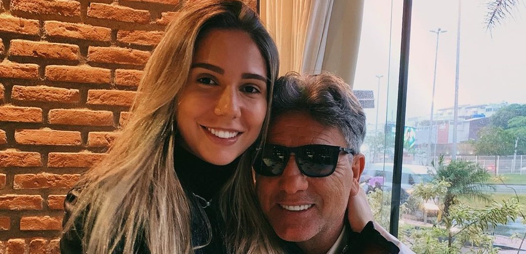 Carol Portaluppi falou sobre o procedimento do pai - Instagram