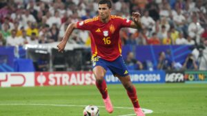 Rodri e Yamal levam troféus individuais da Eurocopa (Crédito: Getty Images)