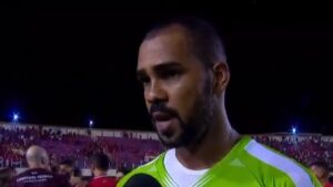 Goleiro do Sergipe falou sobre a pancadaria durante o jogo contra o Botafogo na Copa do Brasil - SporTV