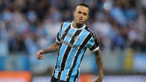 Luan não abre queixa contra torcedores do Corinthians que o agrediram - Getty Images