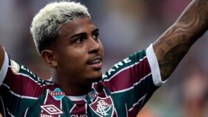 John Kennedy se pronuncia após punição no Fluminense - Getty Images