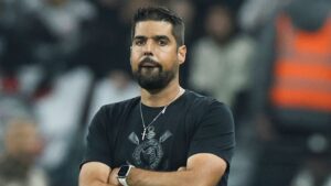 António Oliveira comenta nova derrota do Corinthians - Getty Images